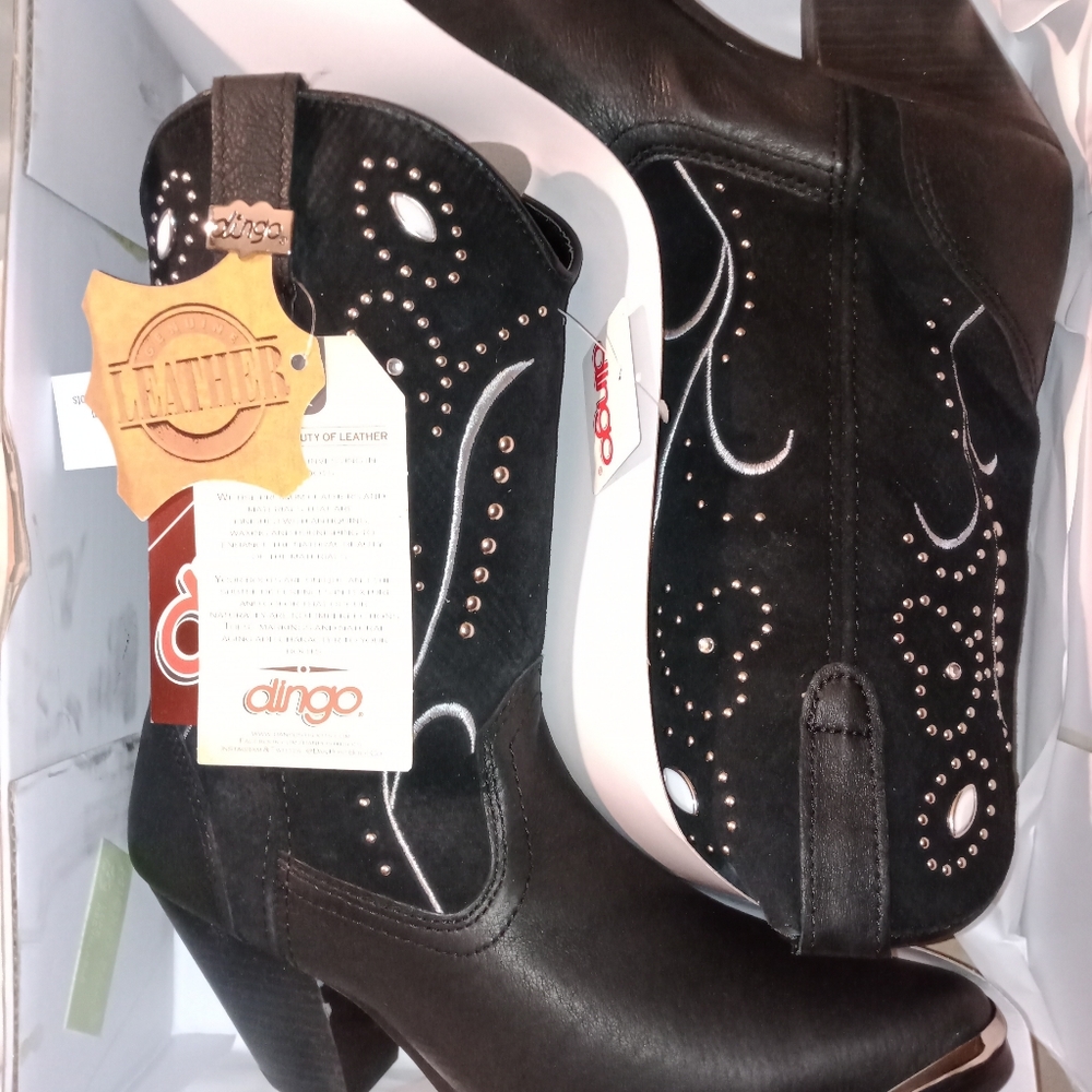 Durango boots brand new never worn - Picture 1 of 2